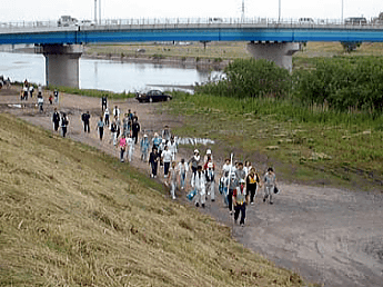 2001fureai05.gif (75663 �o�C�g)